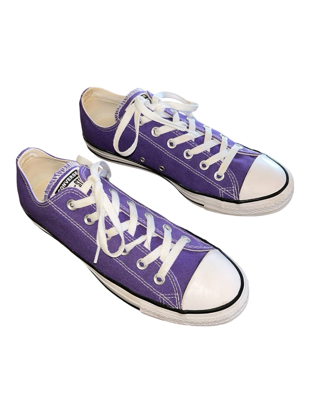 Converse Unisex Chuck Taylor Purple Low Top Canvas Sneakers